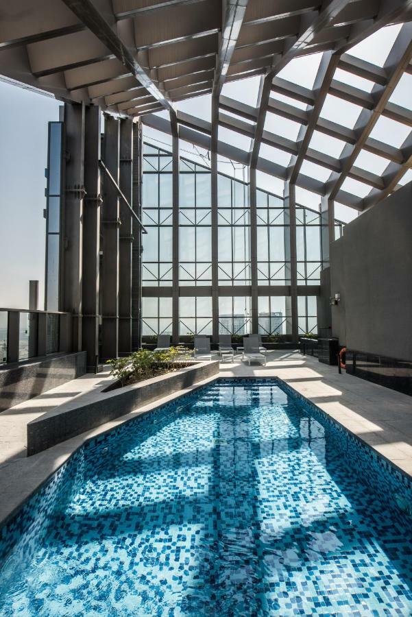Fantastay Sparkle Tower Luxury 1 Br Dubaï Extérieur photo