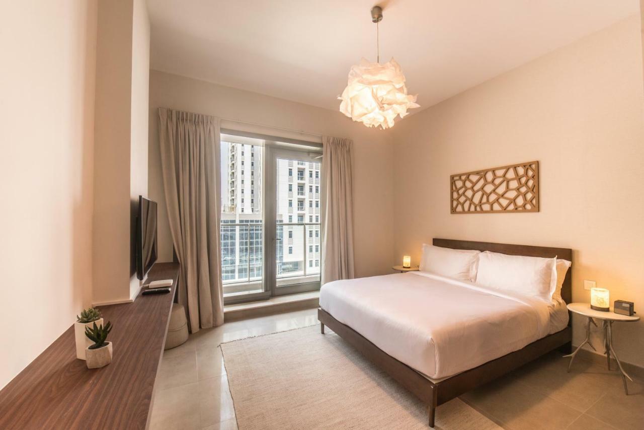 Fantastay Sparkle Tower Luxury 1 Br Dubaï Extérieur photo