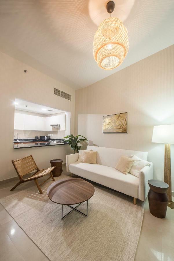 Fantastay Sparkle Tower Luxury 1 Br Dubaï Extérieur photo