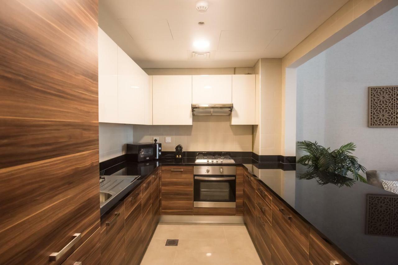 Fantastay Sparkle Tower Luxury 1 Br Dubaï Extérieur photo